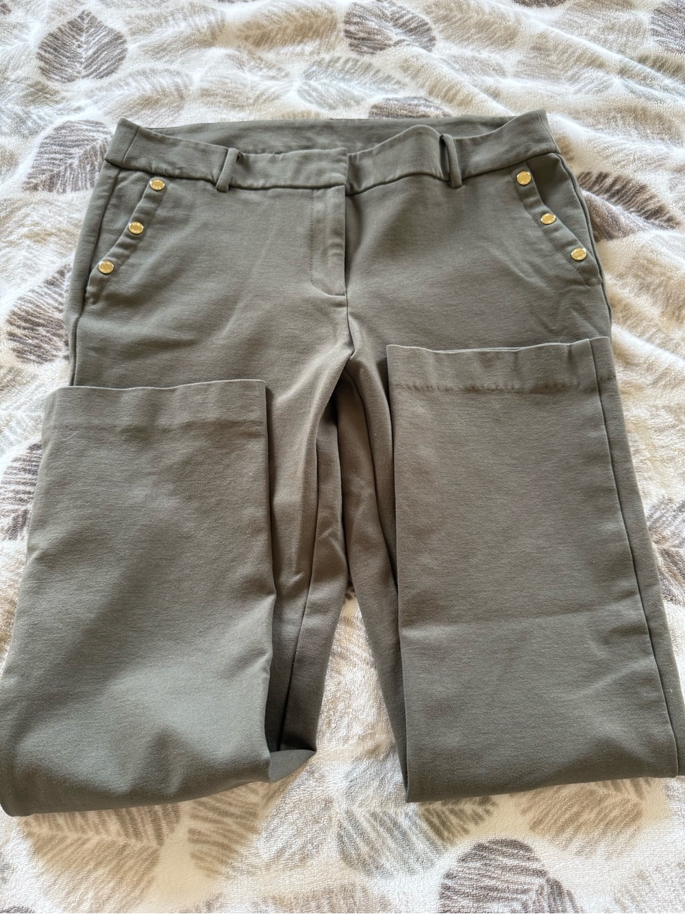 Anne Klein Olive Green Ponte Pants with Gold Logo Plate